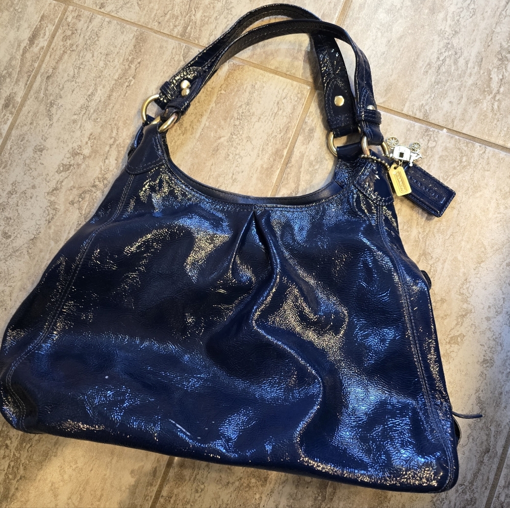 Coach Maggie Large Navy Cobalt Blue Patent Leather Large Hobo Purse
